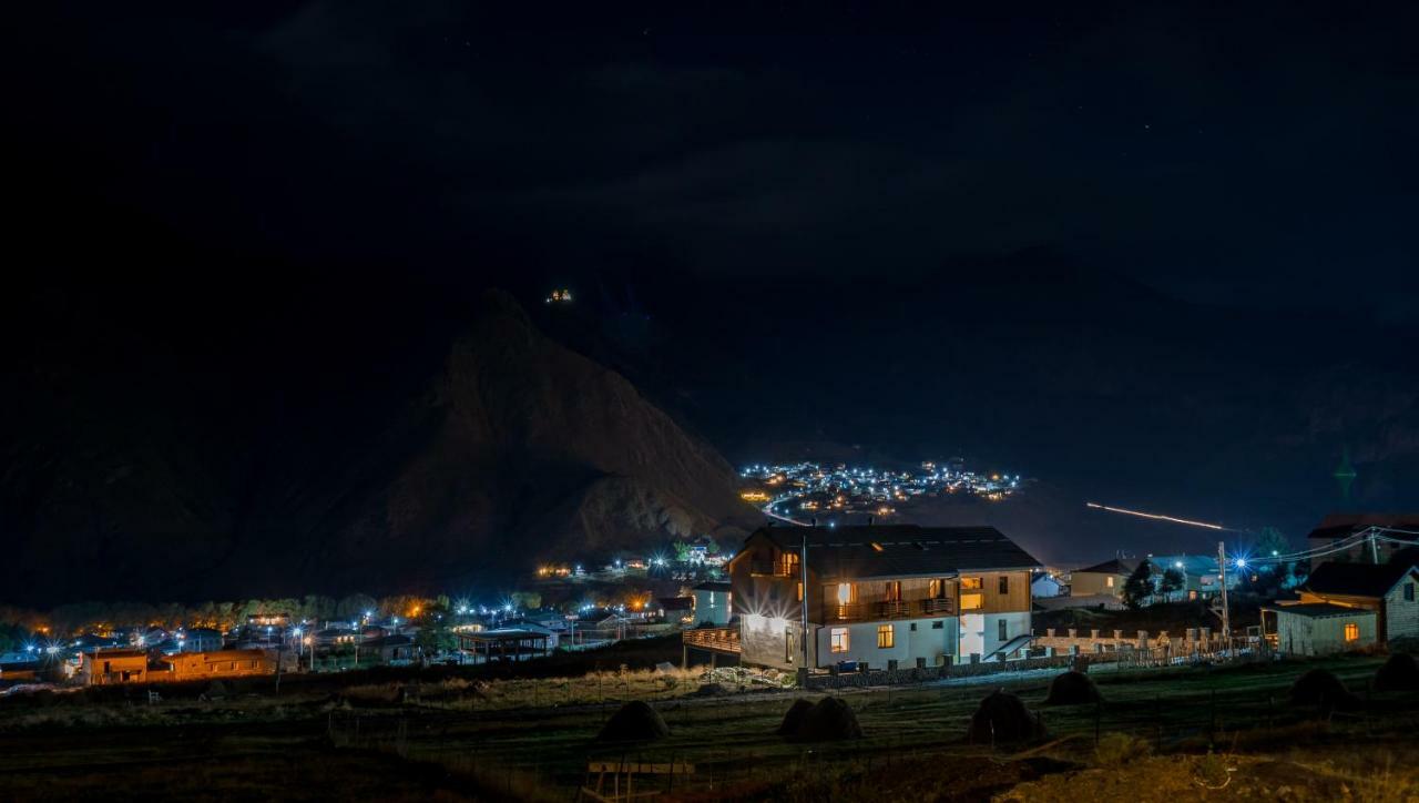 Kazbegi 5054 Otel Dış mekan fotoğraf